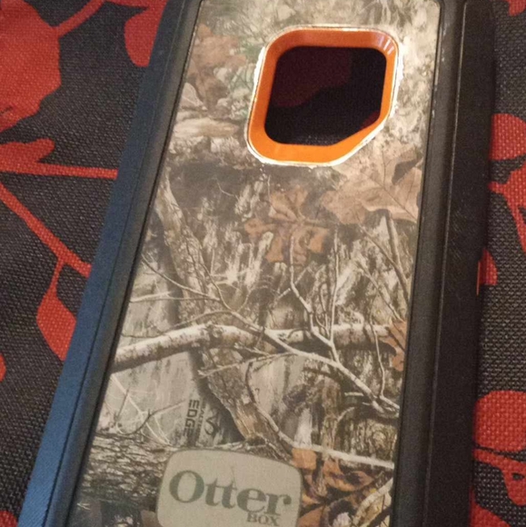 Otter box - Picture 1 of 2